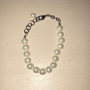 Pearl bracelet